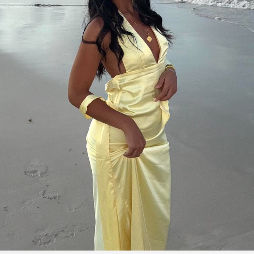 Elegant Yellow Halter Dress